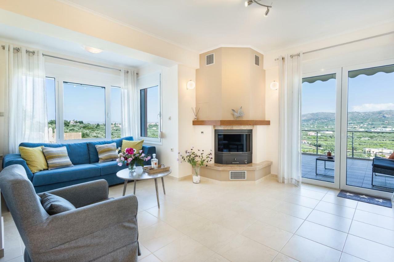 Villa Oasis Galatas  Exterior photo