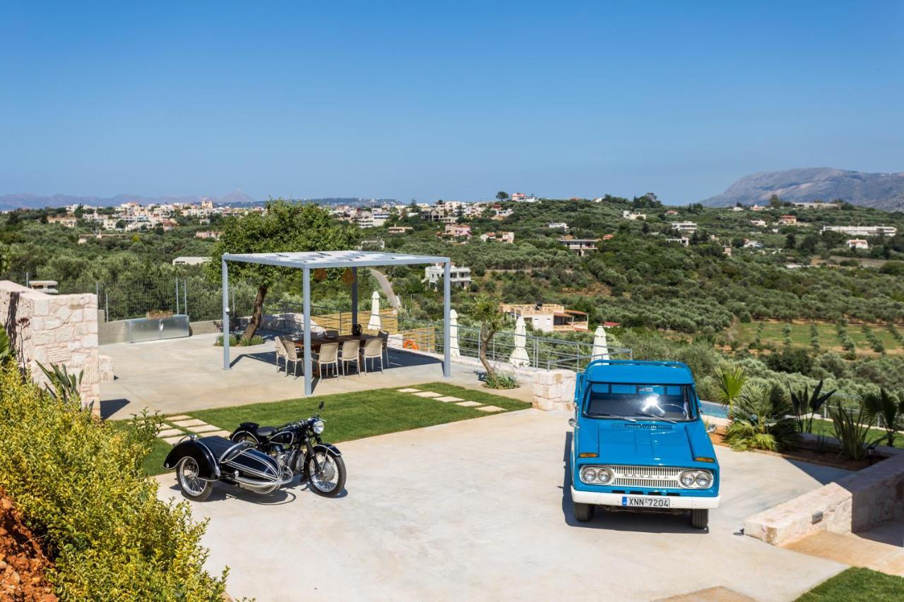 Villa Oasis Galatas  Exterior photo