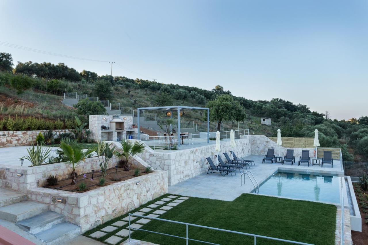 Villa Oasis Galatas  Exterior photo
